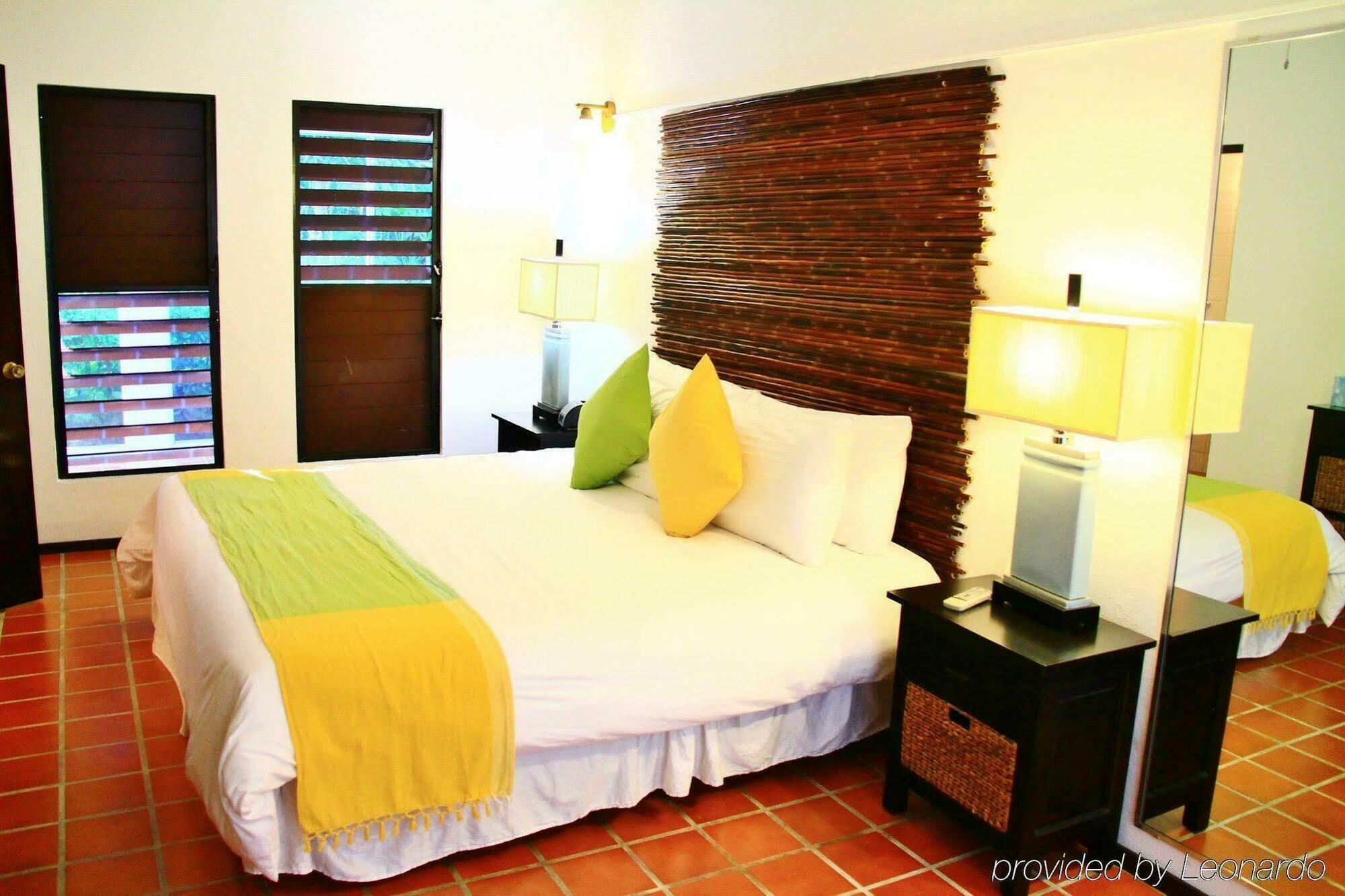 Anacaona Boutique Hotel Meads Bay Exterior photo
